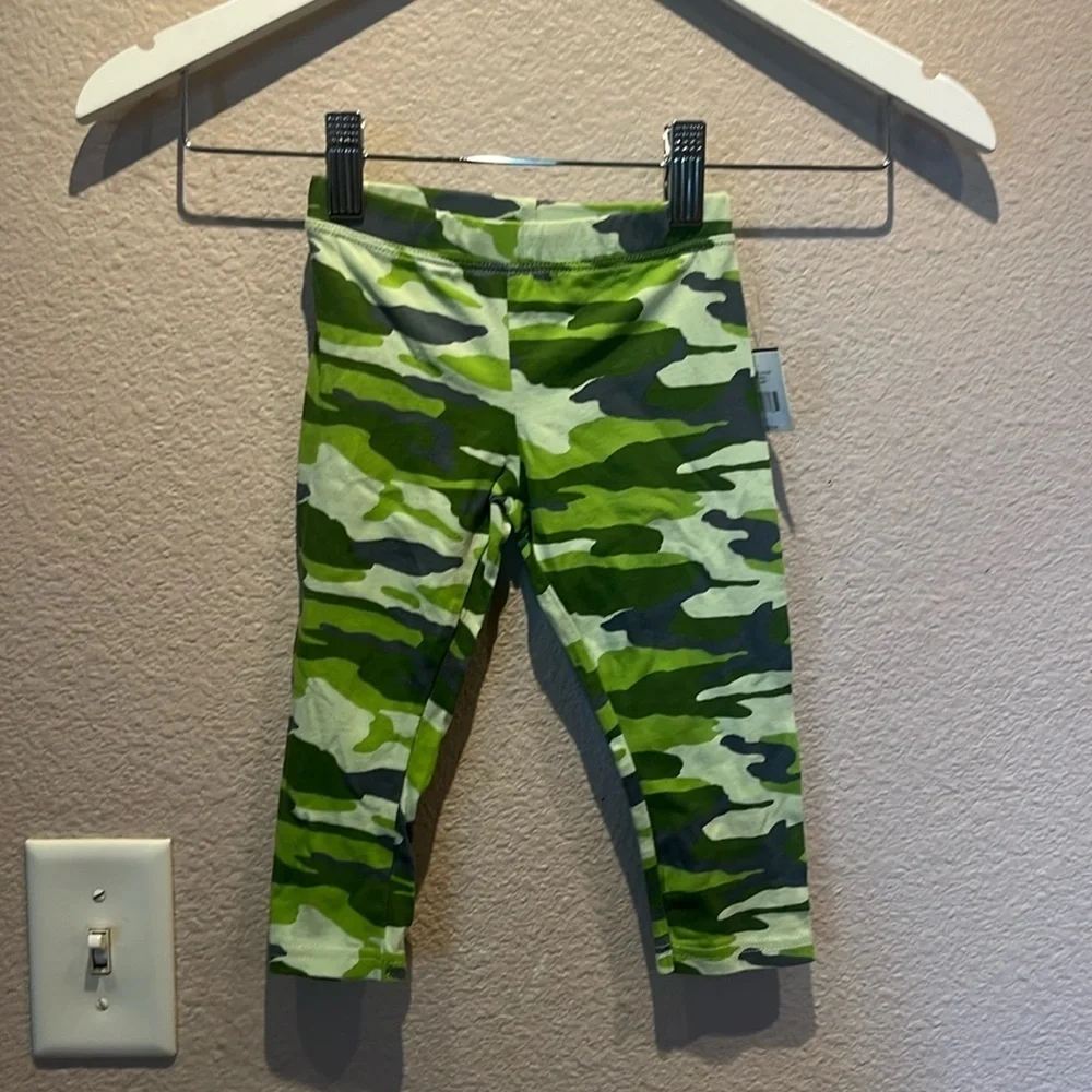 New Miki.B. Girl’s Camo Camouflage Leggings Size 2T NWT